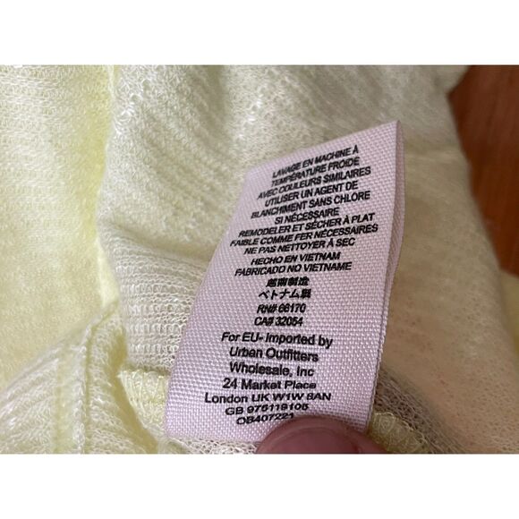 Free People Women's S Green Blouse Top Rayon Tunic Semi-Sheer Asymmetrical Hem - Picture 5 of 9